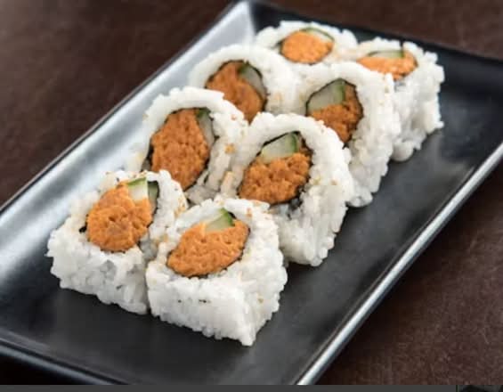 M12 Spicy tuna roll (spicy) 辣金枪鱼卷 🌶️